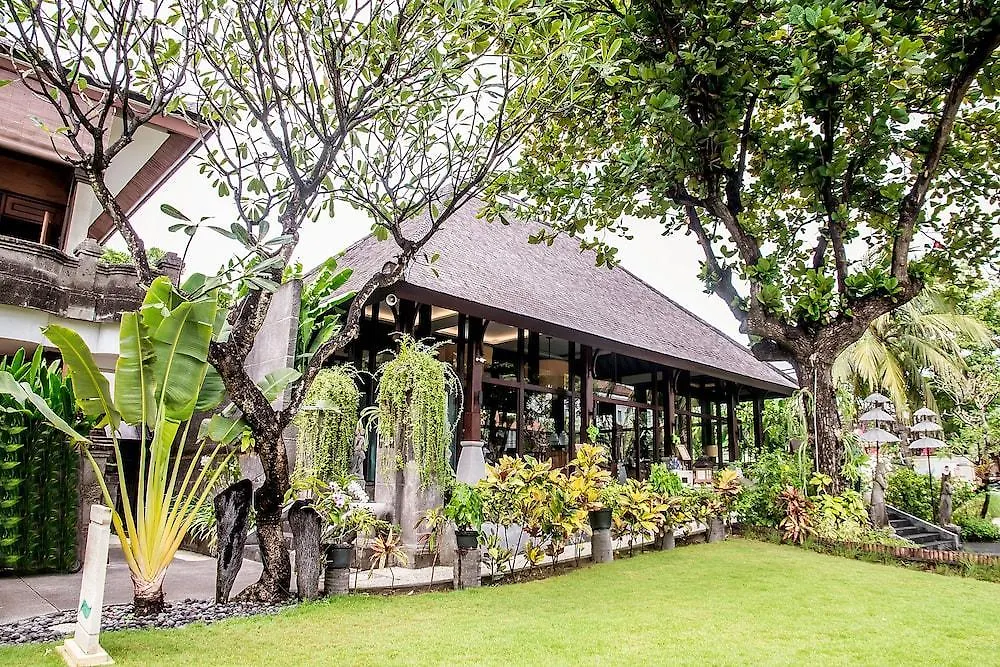 Rama Beach Resort And Villas Kuta Lombok 4*,